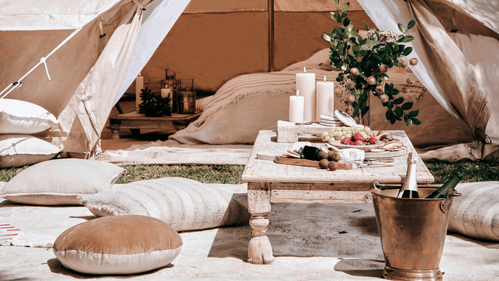 How To Create The Perfect Glamping Experience These Holidays - Few and Far