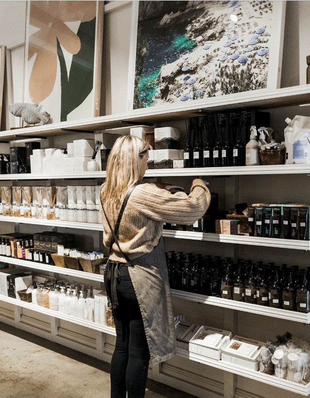 Tara’s Top 5 Candles - Few and Far