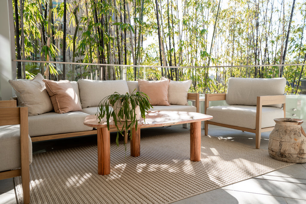 Darren Palmer's Main Alfresco Area. Styled with the Clifton Table in Red and the Clementine Pot.