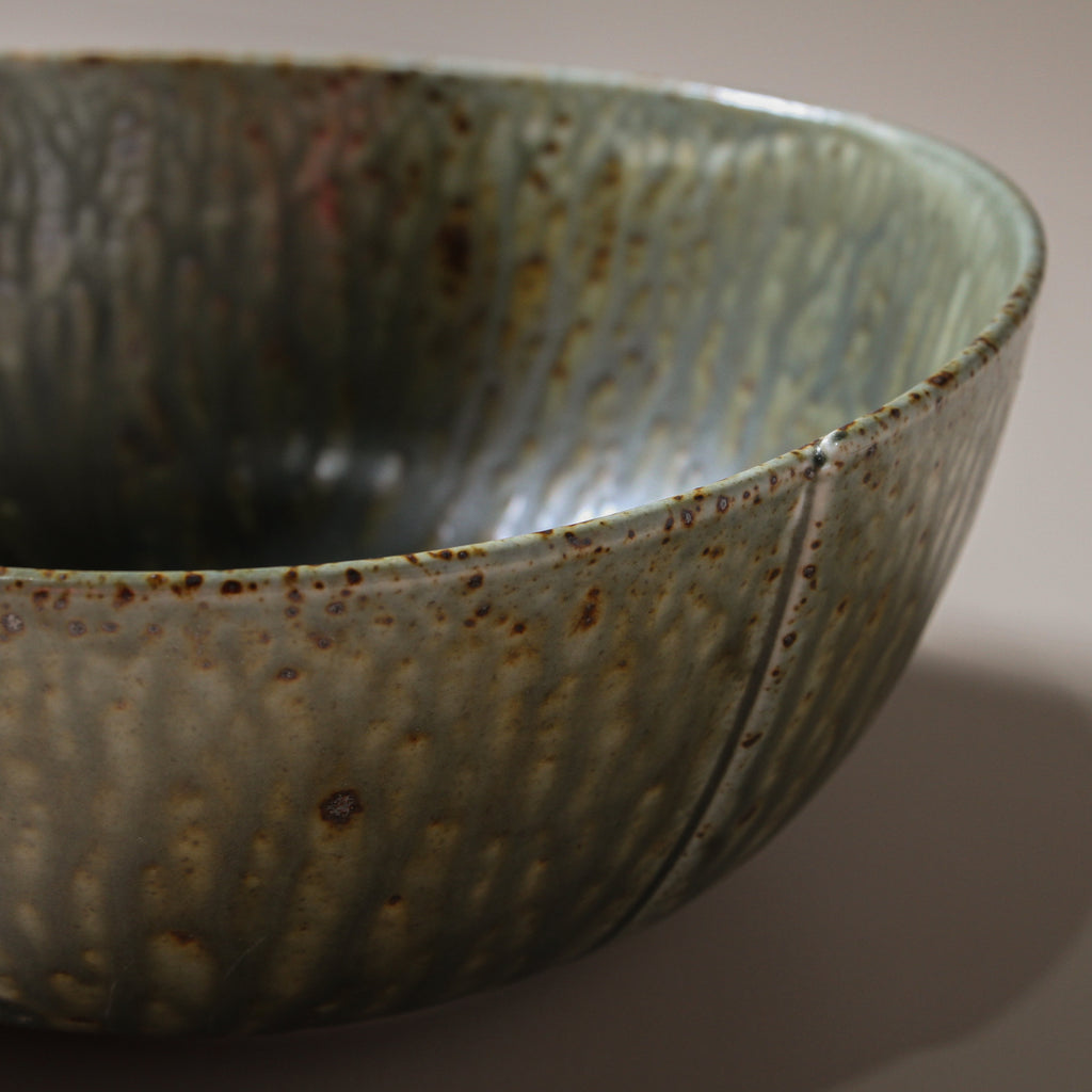 Mizu Large Salad Bowl - Dinnerware - IMAGE 4