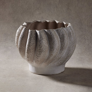 Bristol Pot - Few and Far - Planters & Pots
