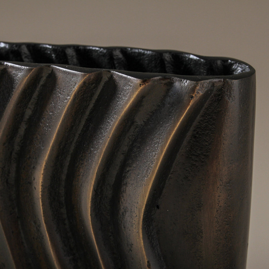 Ebb Vase - Few and Far - Vases