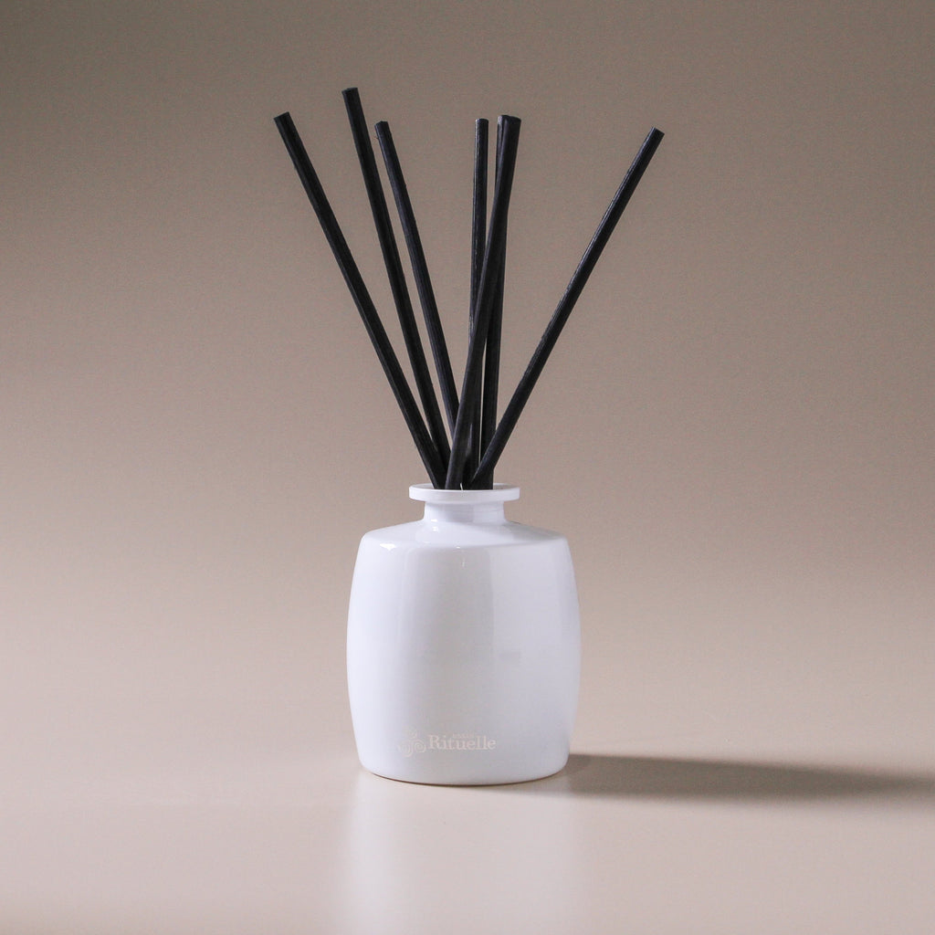 Escape - Few And Far Signature Diffuser Bergamot, Fig & Vetiver - Few and Far - Diffusers
