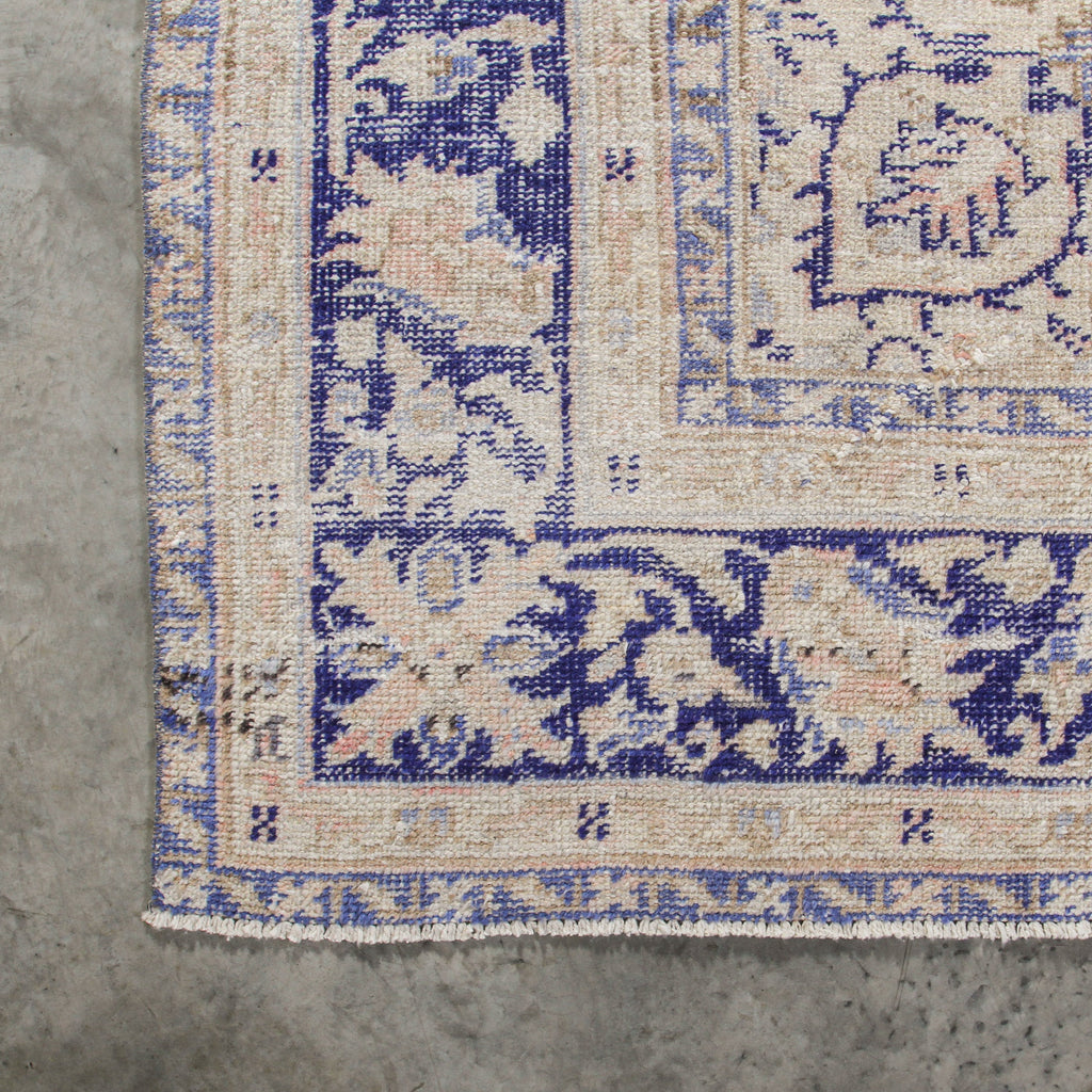 Jorawar Vintage Turkish Carpet - Few and Far - Vintage Rugs