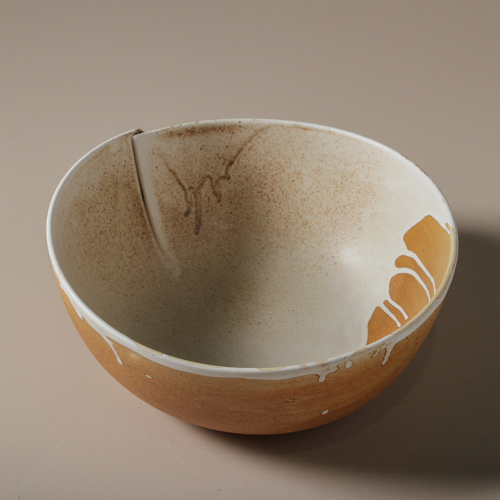 Kintsu Large Salad Bowl - Few and Far - Dinnerware