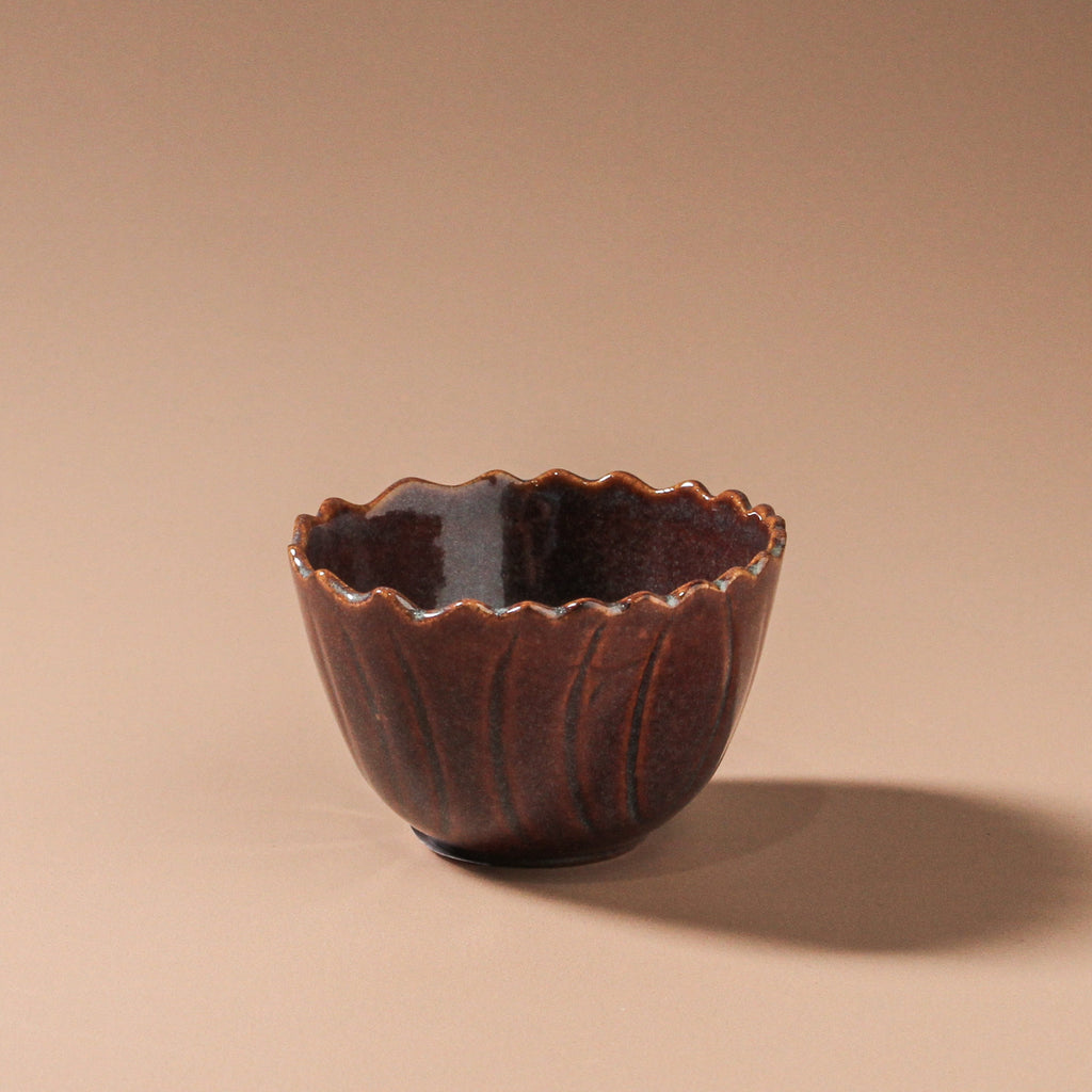 Magnus Scalloped Bowl - Few and Far - Serveware