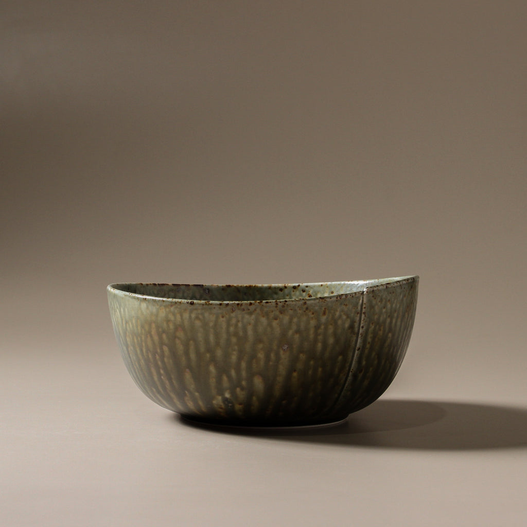 Mizu Large Salad Bowl - Few and Far - Dinnerware