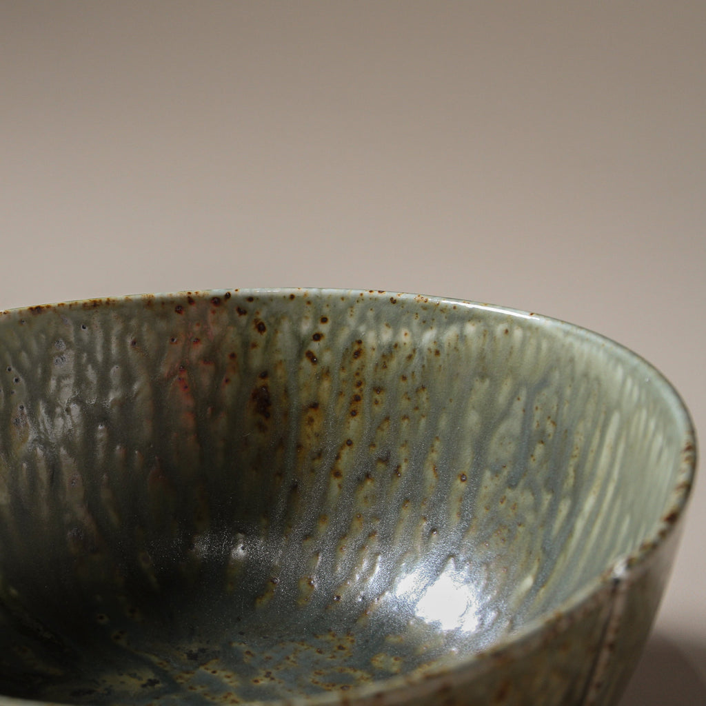 Mizu Large Salad Bowl - Few and Far - Dinnerware