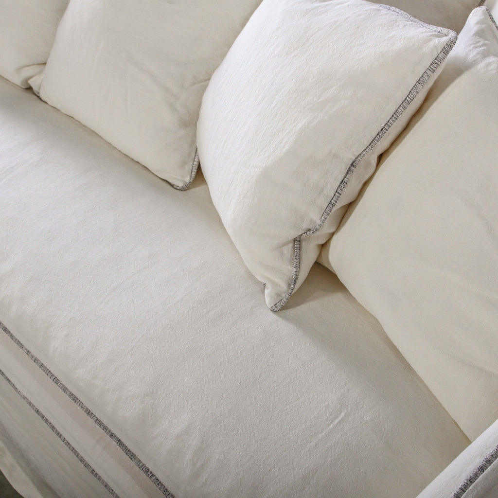 Sare Sofa - Few and Far - Sofas