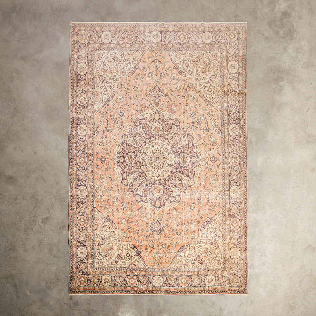 Suana Vintage Turkish Carpet - Few and Far - Vintage Rugs