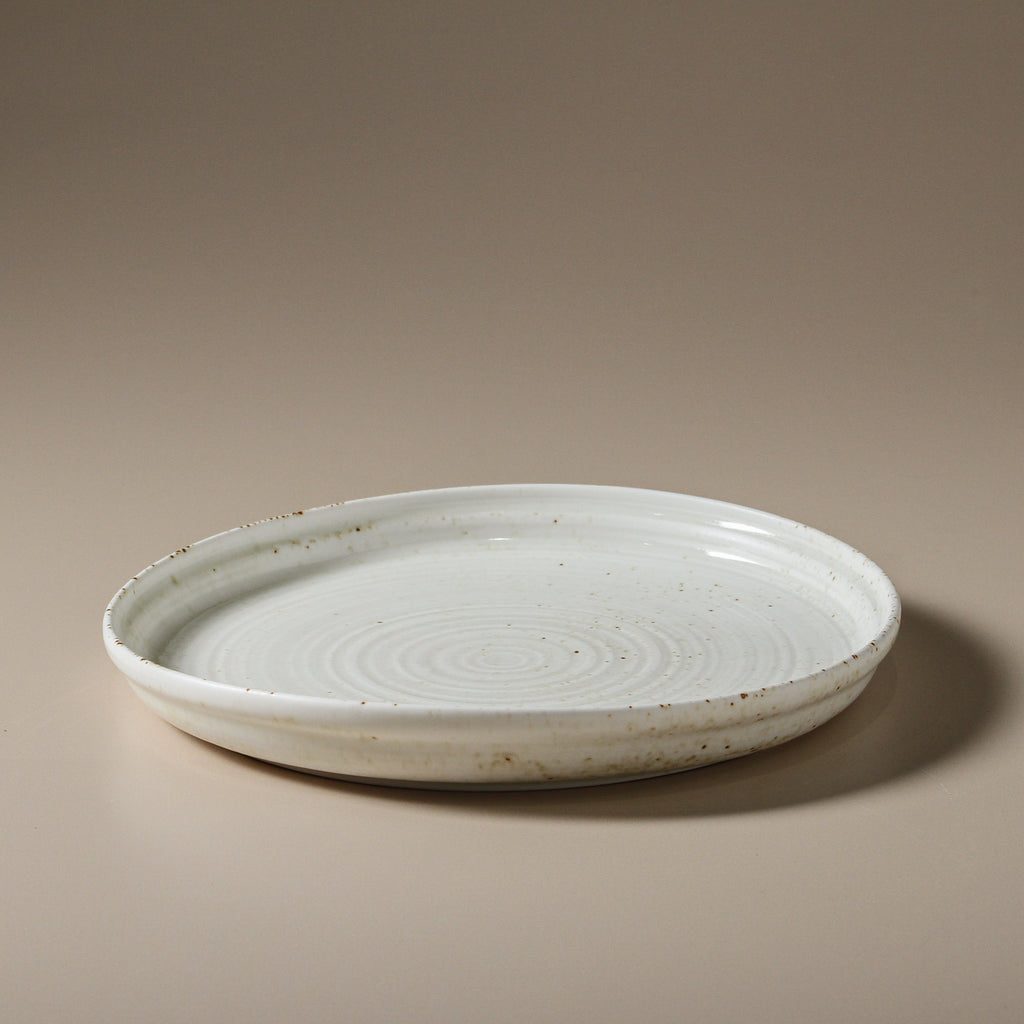 Suiki Dinner Plate - Few and Far - Dinnerware