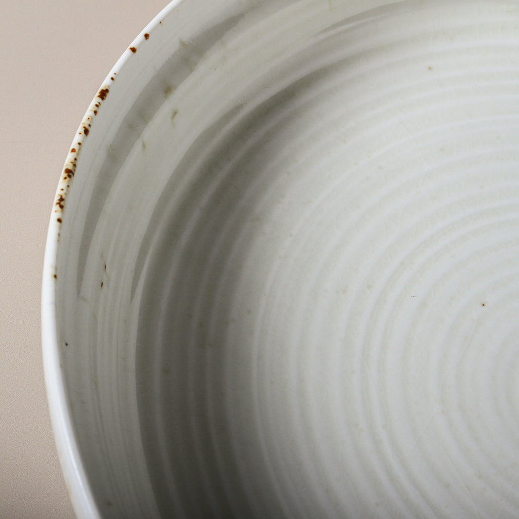 Suiki XL Serving Bowl - Few and Far - Dinnerware