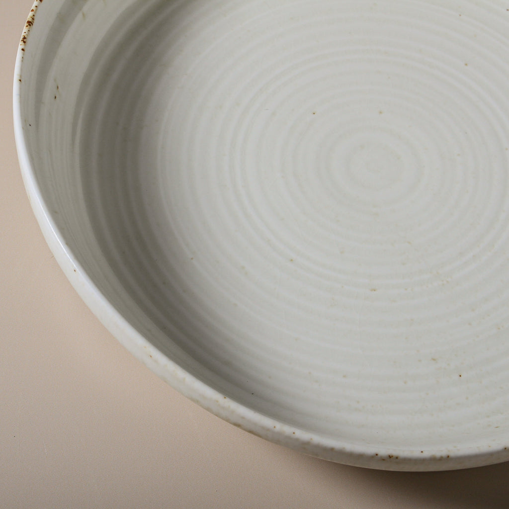 Suiki XL Serving Bowl - Few and Far - Dinnerware