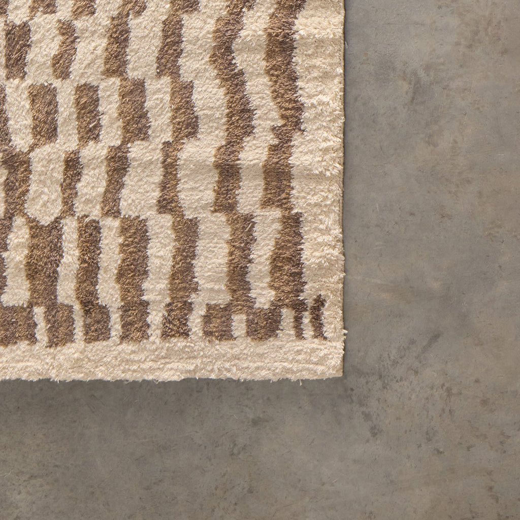 Suri Rug - Few and Far - Modern Rugs