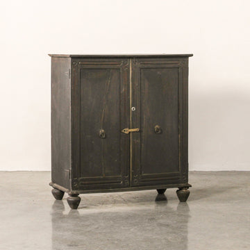 Vintage Indian Almirah - Few and Far - Cabinets