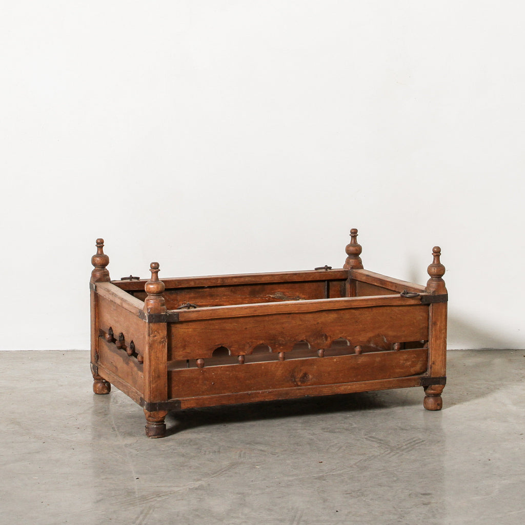 Vintage Indian Swing - Few and Far - Decorative Objects