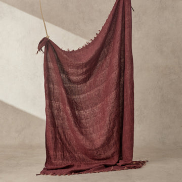Willow Throw Berry - Few and Far - Blankets & Throws